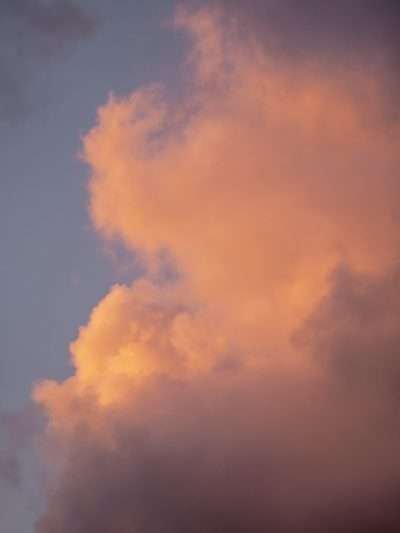 Oranje Wolken